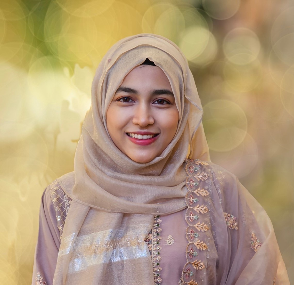 Tasnia Hossain [THn]